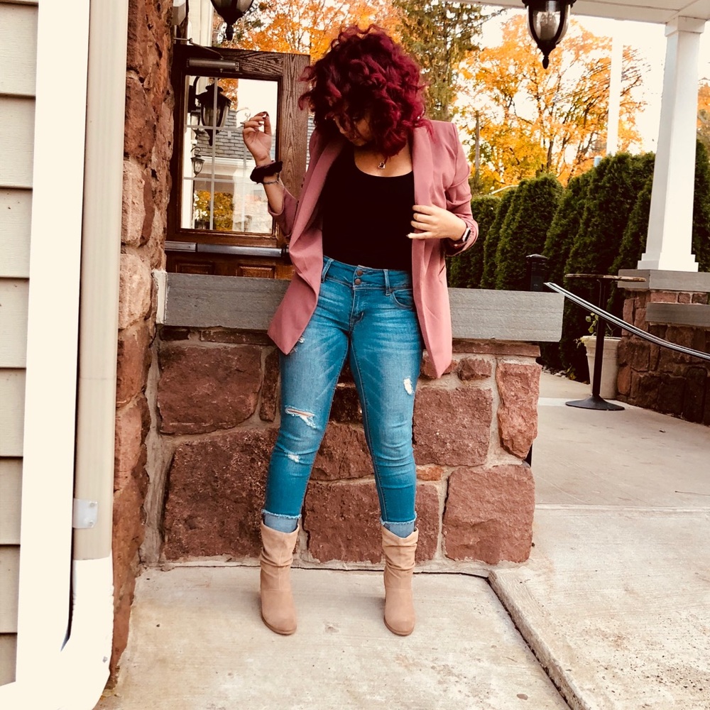 Meet your Posher, Chasity